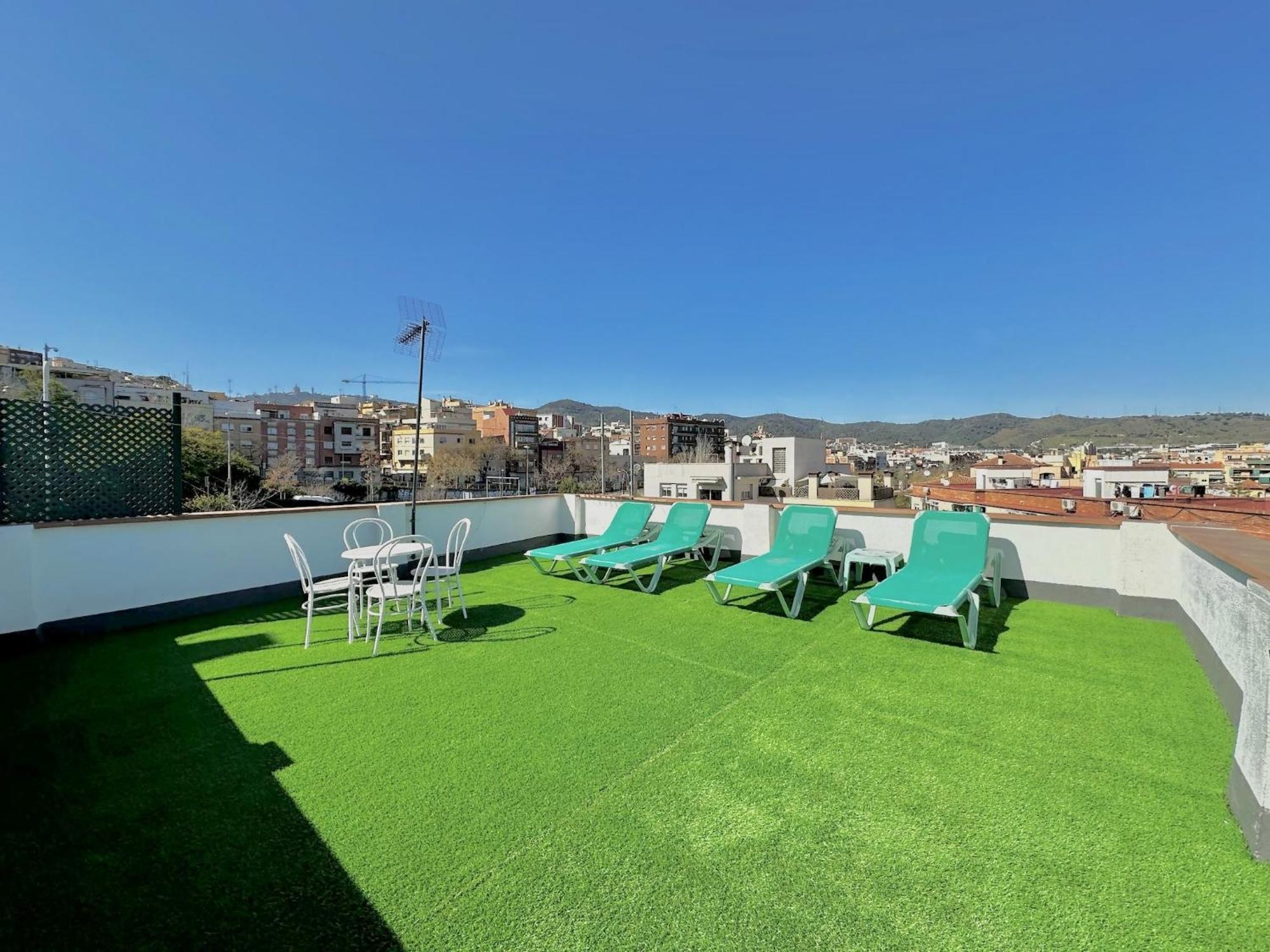 Casa Independientegardenviews2 Bedrooms Барселона Екстериор снимка