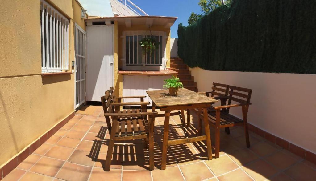 Casa Independientegardenviews2 Bedrooms Барселона Екстериор снимка